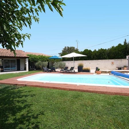 Très jolie location vacances climatisée, 6 personnes proche des Baux de Provence, située au coeur des Alpilles à Mouriès, LS1-312 Clarta Mouries Exterior foto